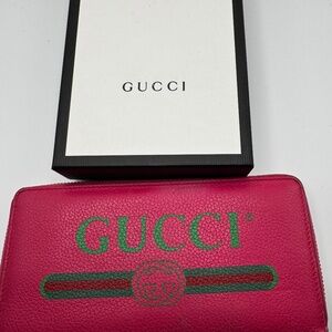 Gucci Pink Leather Long Continental Zip Around Wallet w/Logo Print 496317